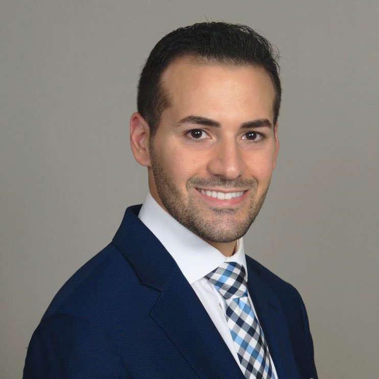 Dr. Ryan Qasawa, plastic and reconstructive surgeon in Troy, Michigan